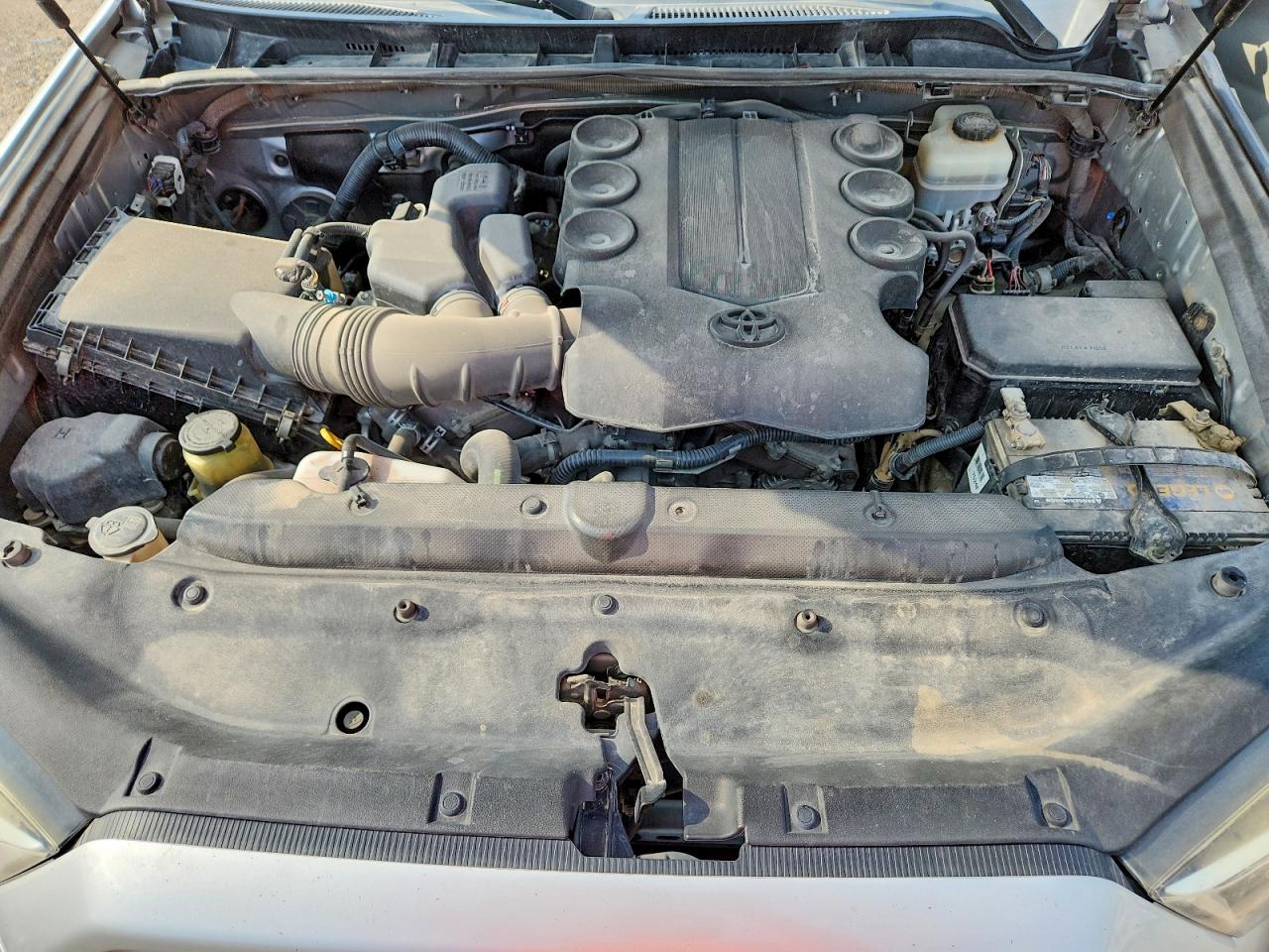 TOYOTA 4RUNNER 2016 — 13