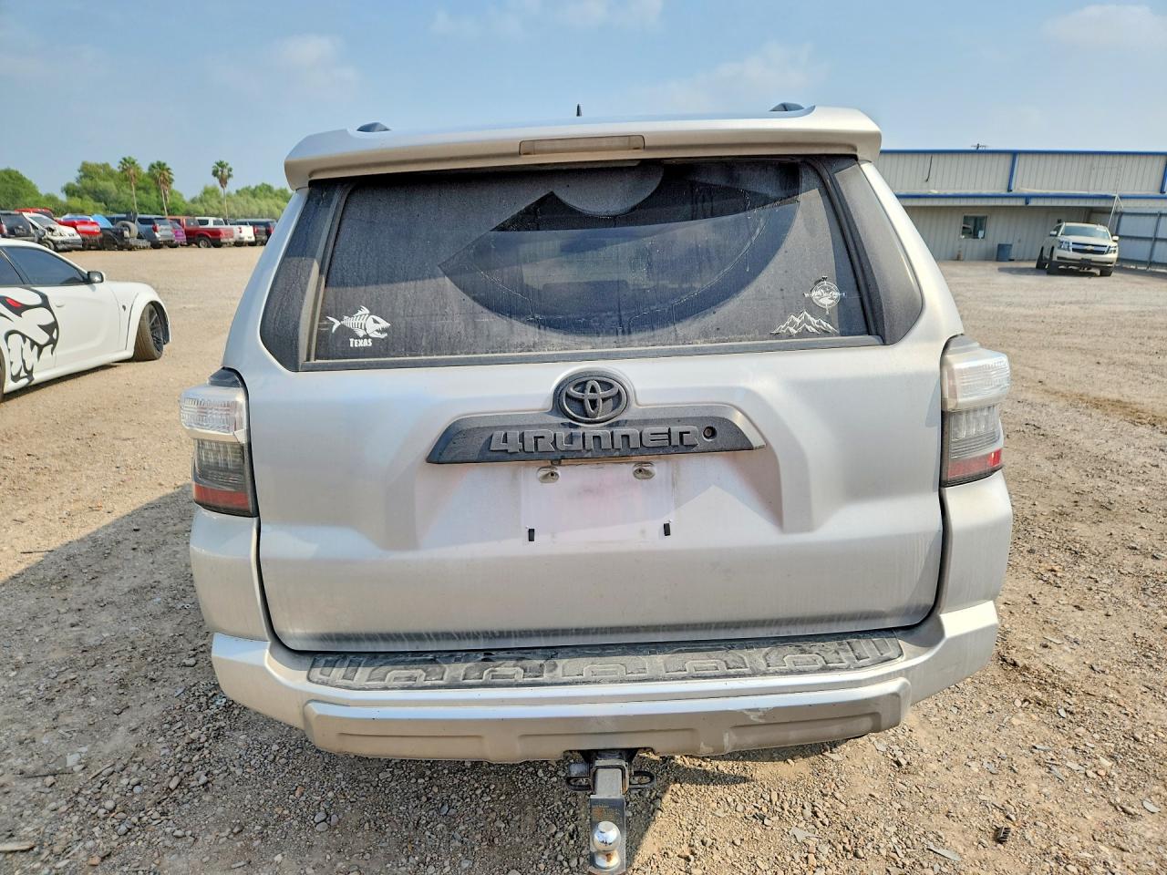 TOYOTA 4RUNNER 2016 — 7