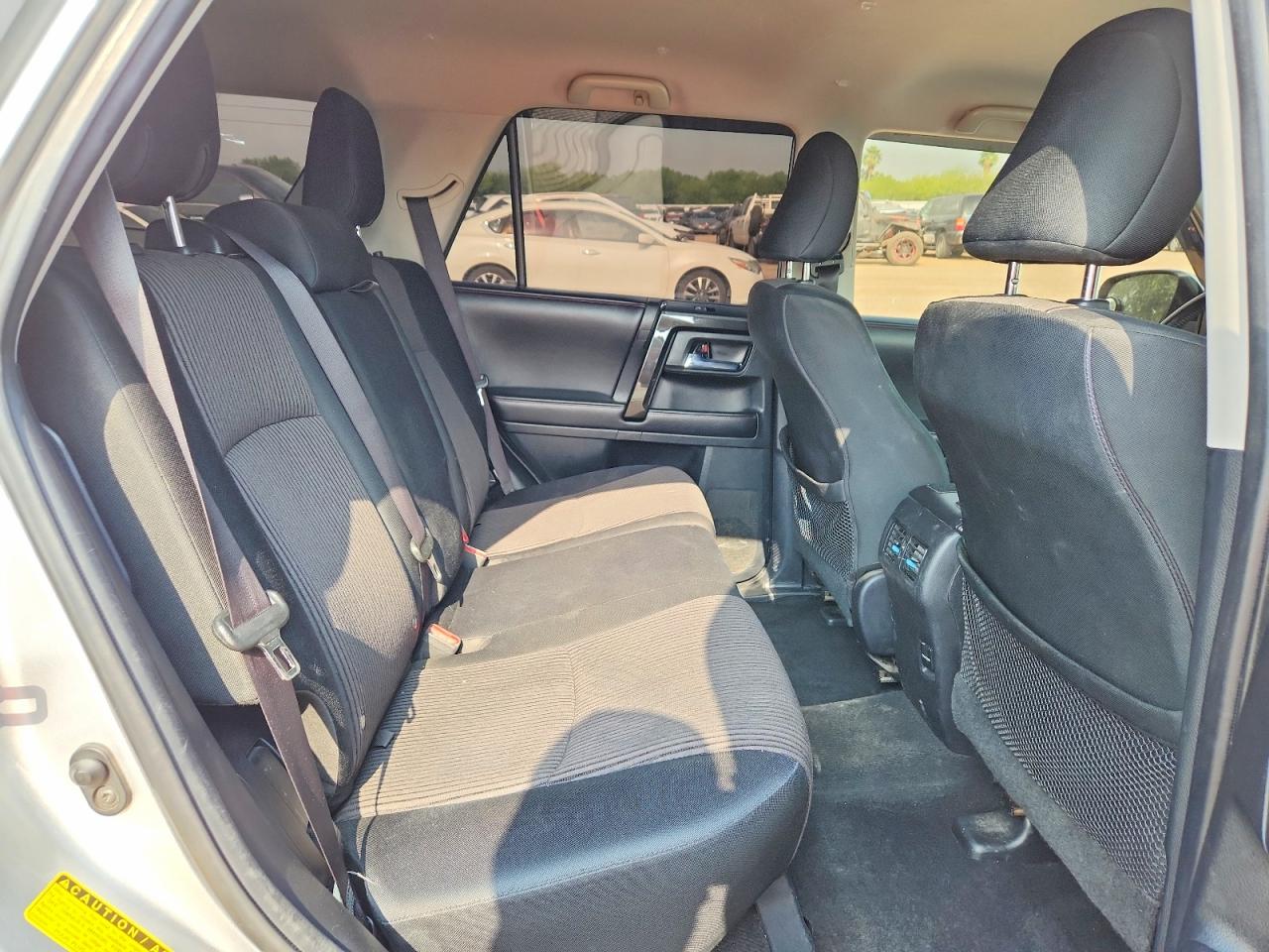 TOYOTA 4RUNNER 2016 — 12