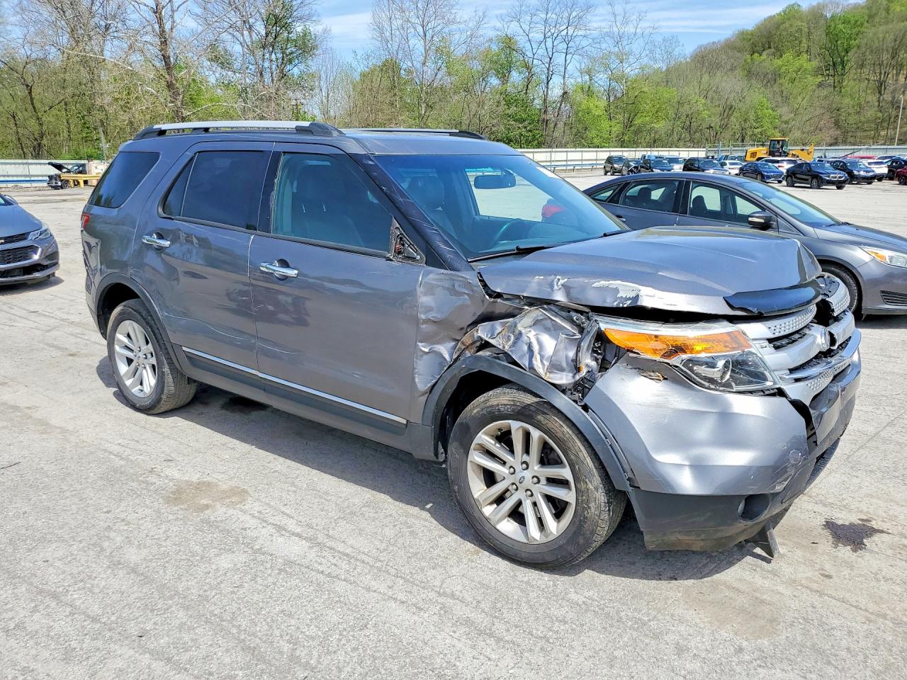 FORD EXPLORER 2014 — 5