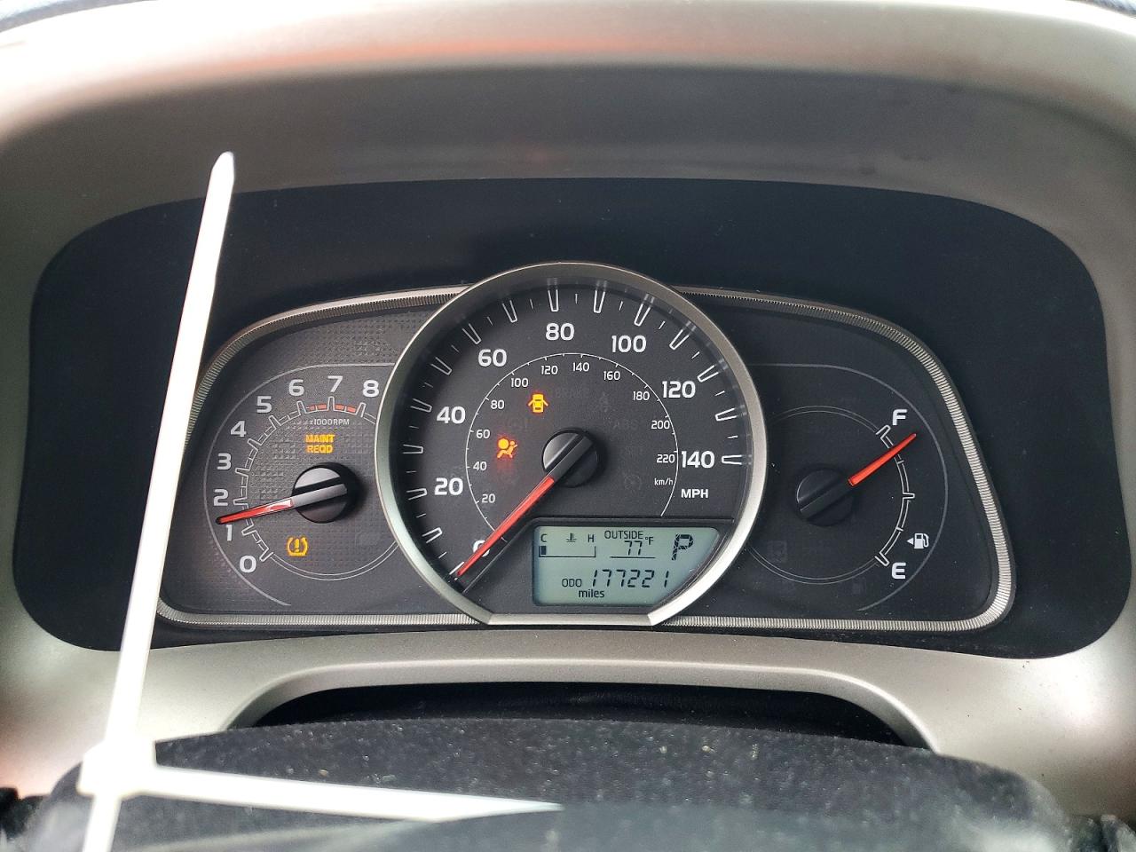 TOYOTA RAV4 2014 — 10