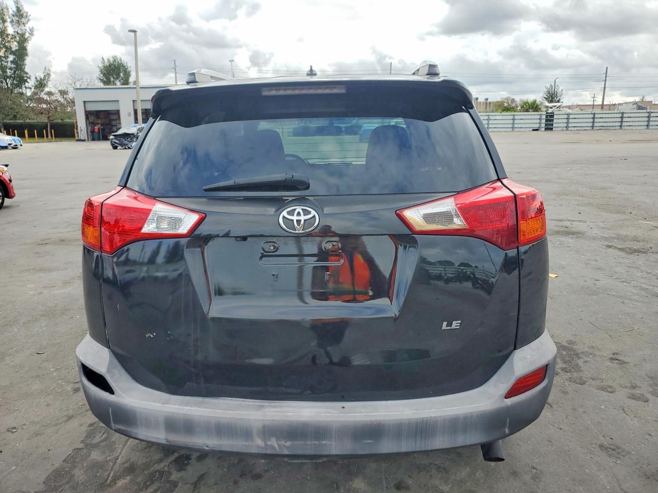 TOYOTA RAV4 2014 — 7