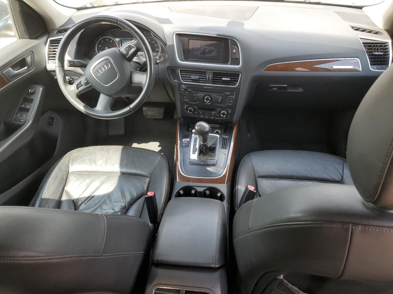 AUDI Q5 2011 — 9