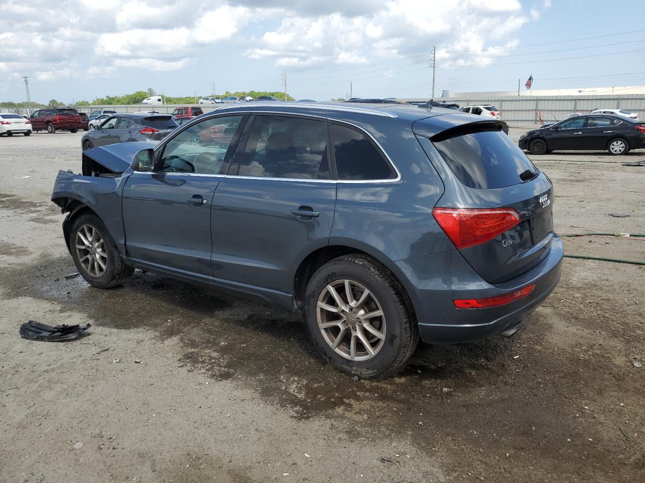 AUDI Q5 2011 — 3