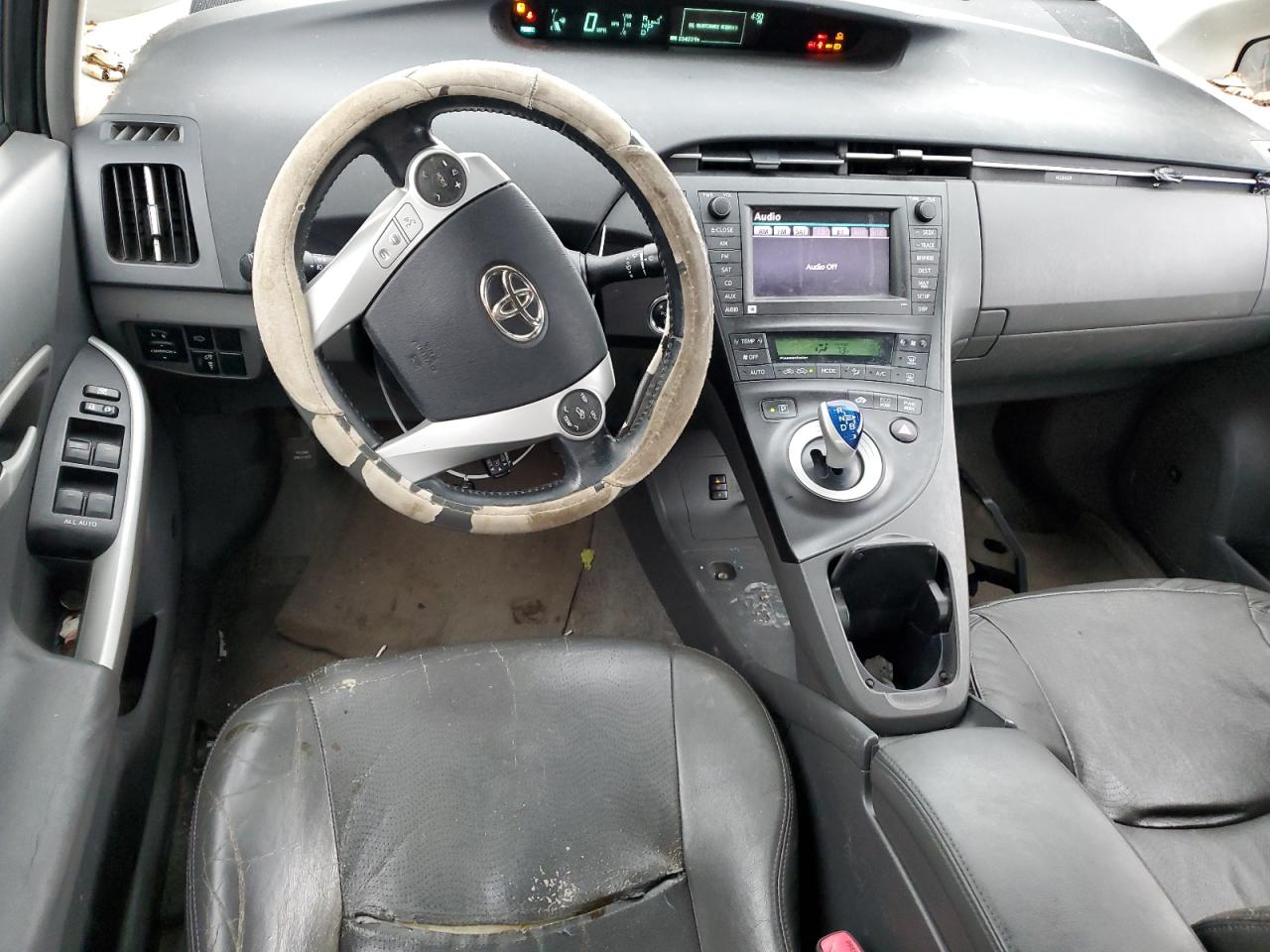 TOYOTA PRIUS 2010 — 9
