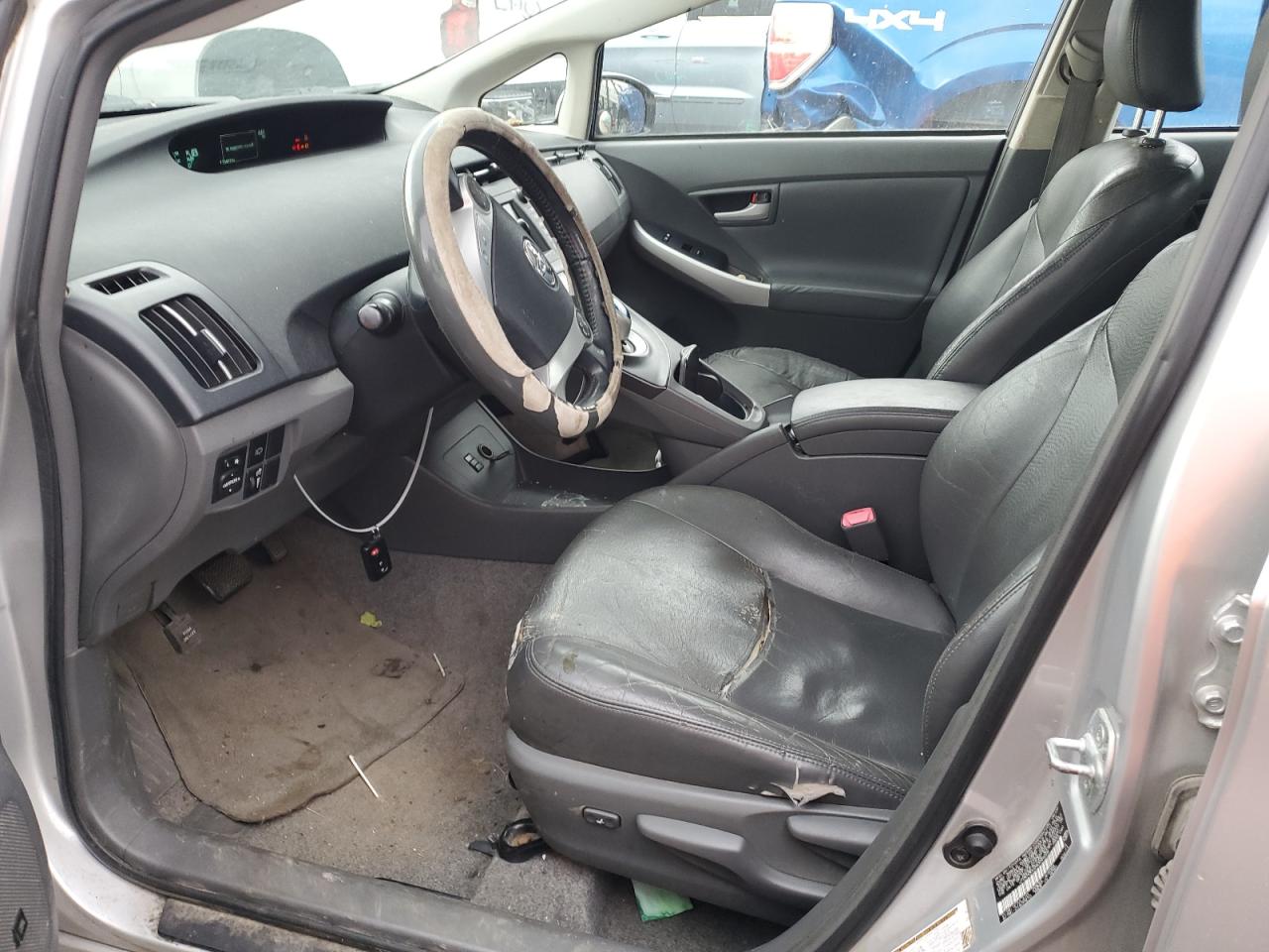 TOYOTA PRIUS 2010 — 8