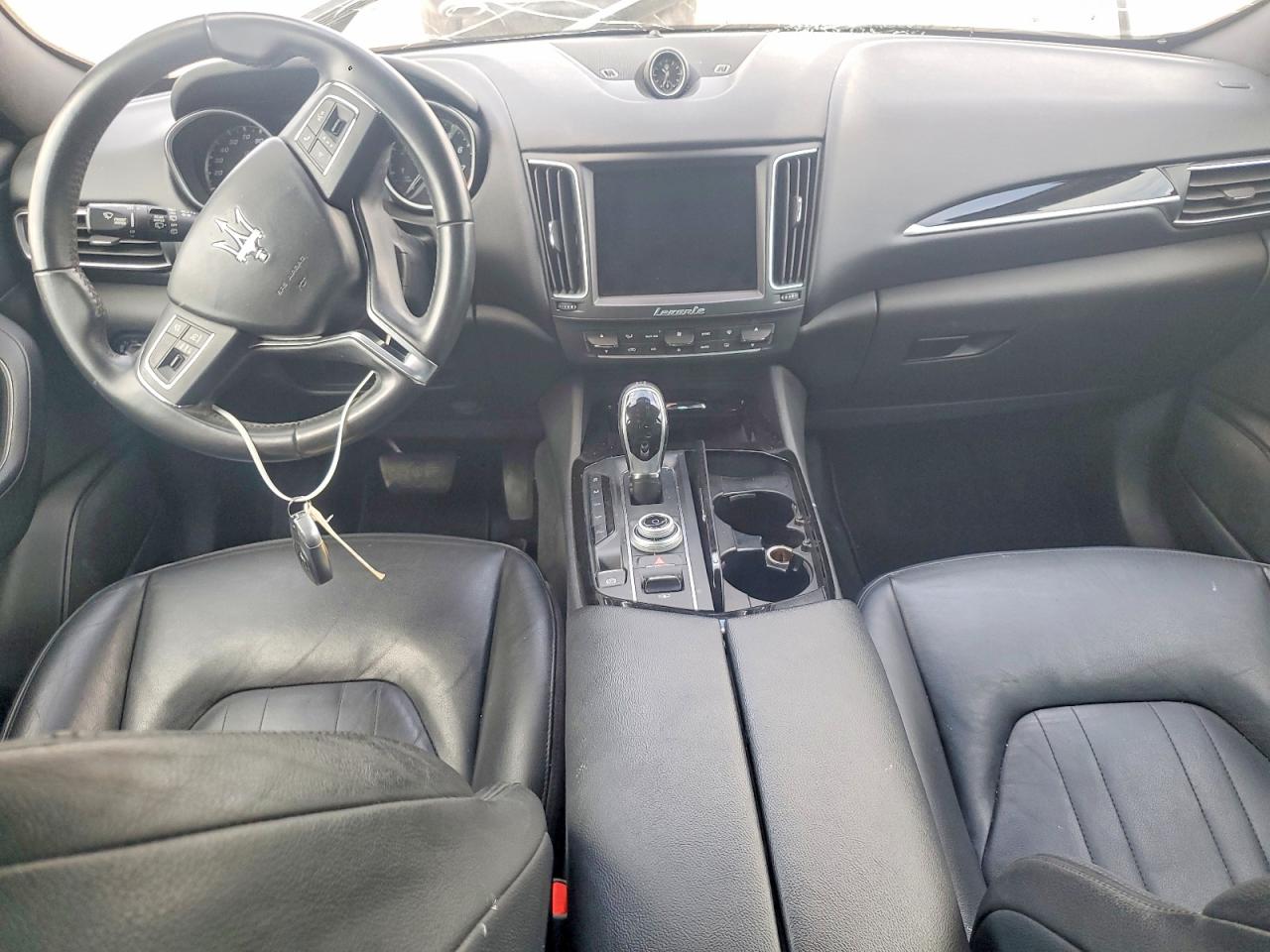 MASERATI LEVANTE 2018 — 9