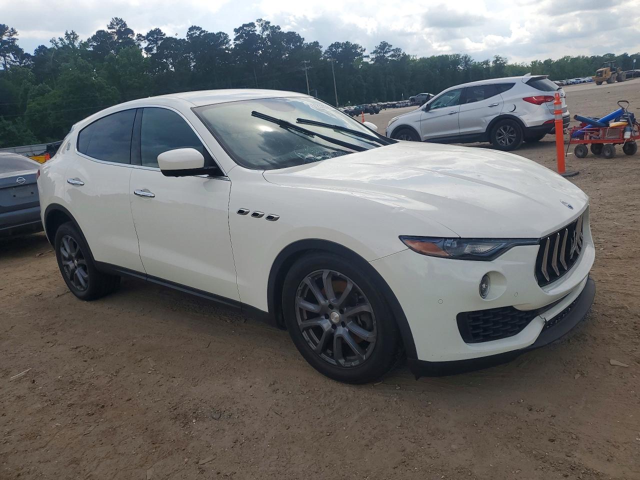 MASERATI LEVANTE 2018 — 5