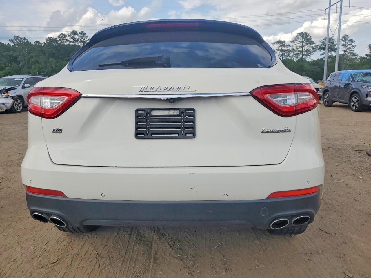 MASERATI LEVANTE 2018 — 7