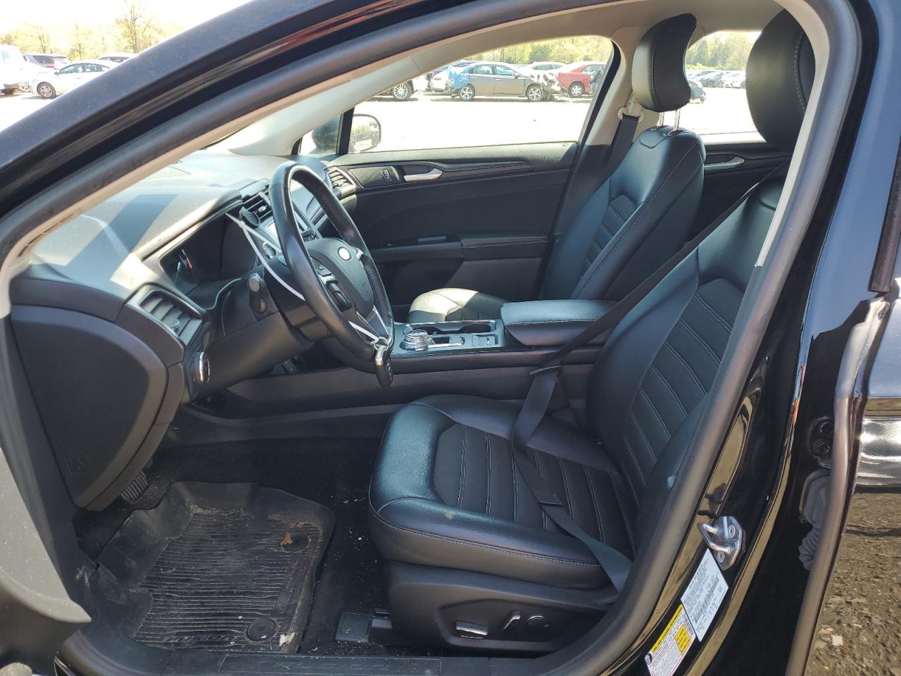 FORD FUSION 2018 — 8