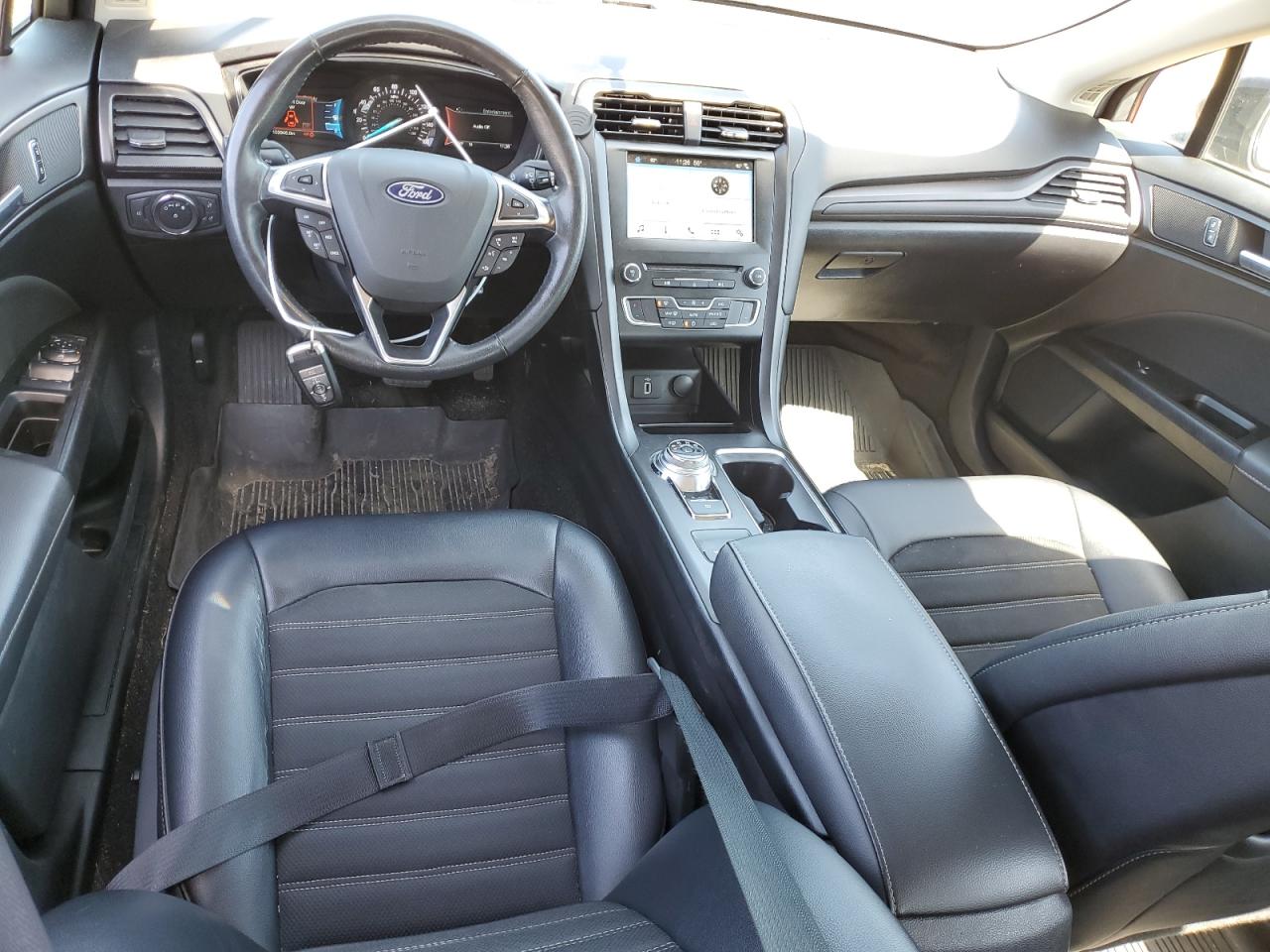 FORD FUSION 2018 — 9