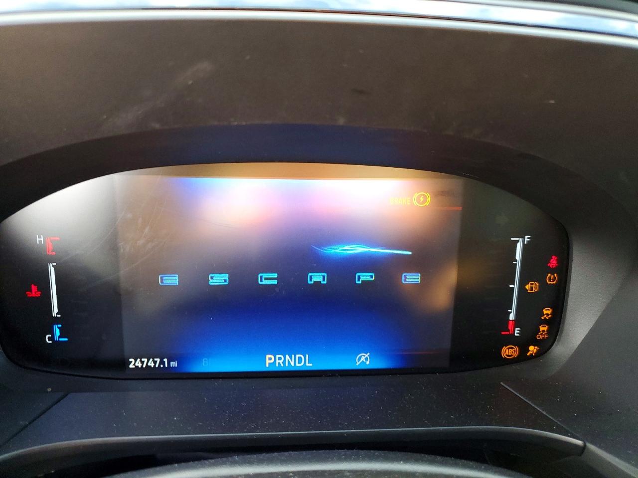 FORD ESCAPE 2024 — 10