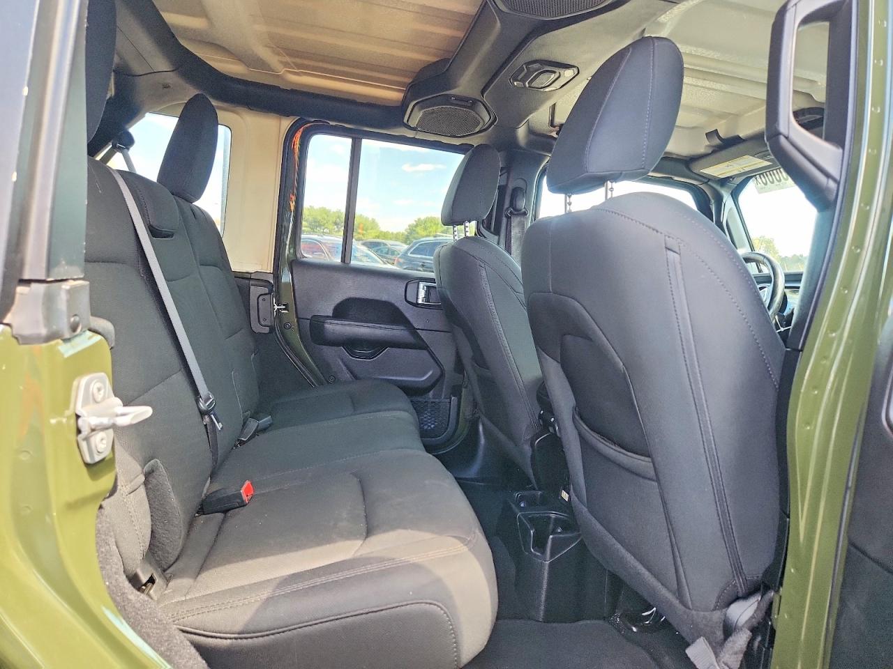 JEEP WRANGLER UNLIMITED 2021 — 12