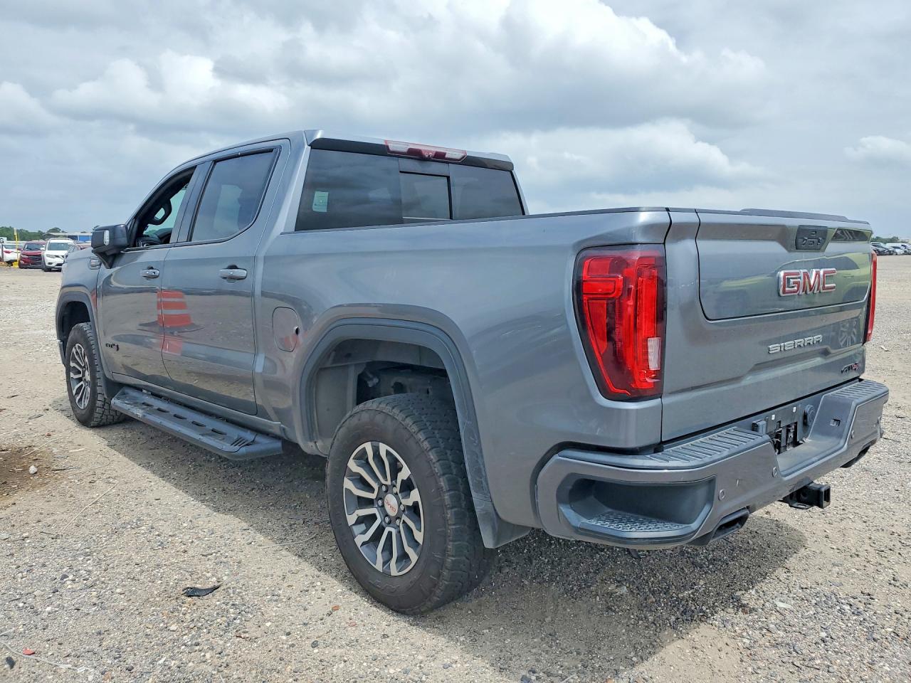 GMC SIERRA 2020 — 3
