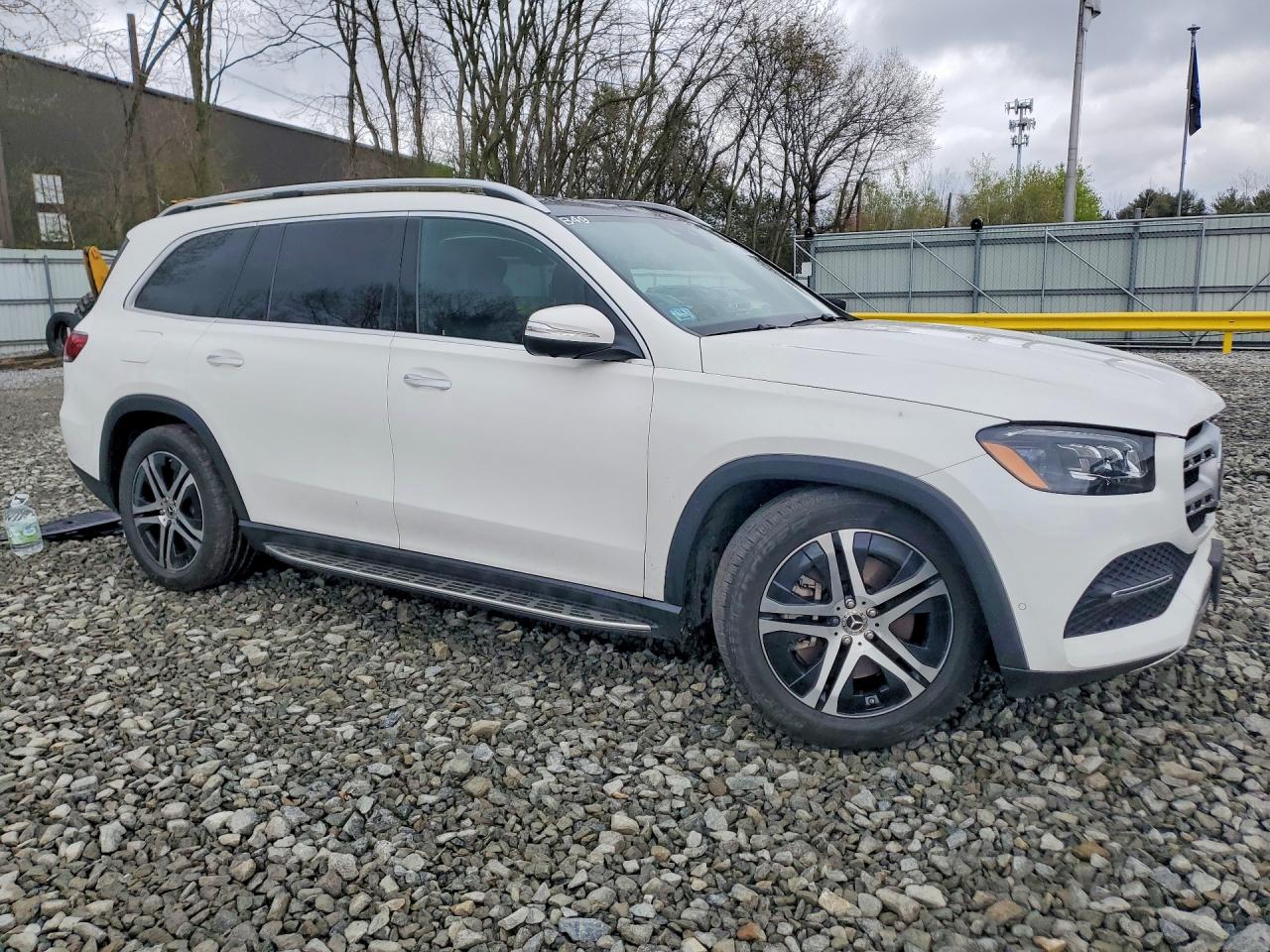 MERCEDES-BENZ GLS 2022 — 5
