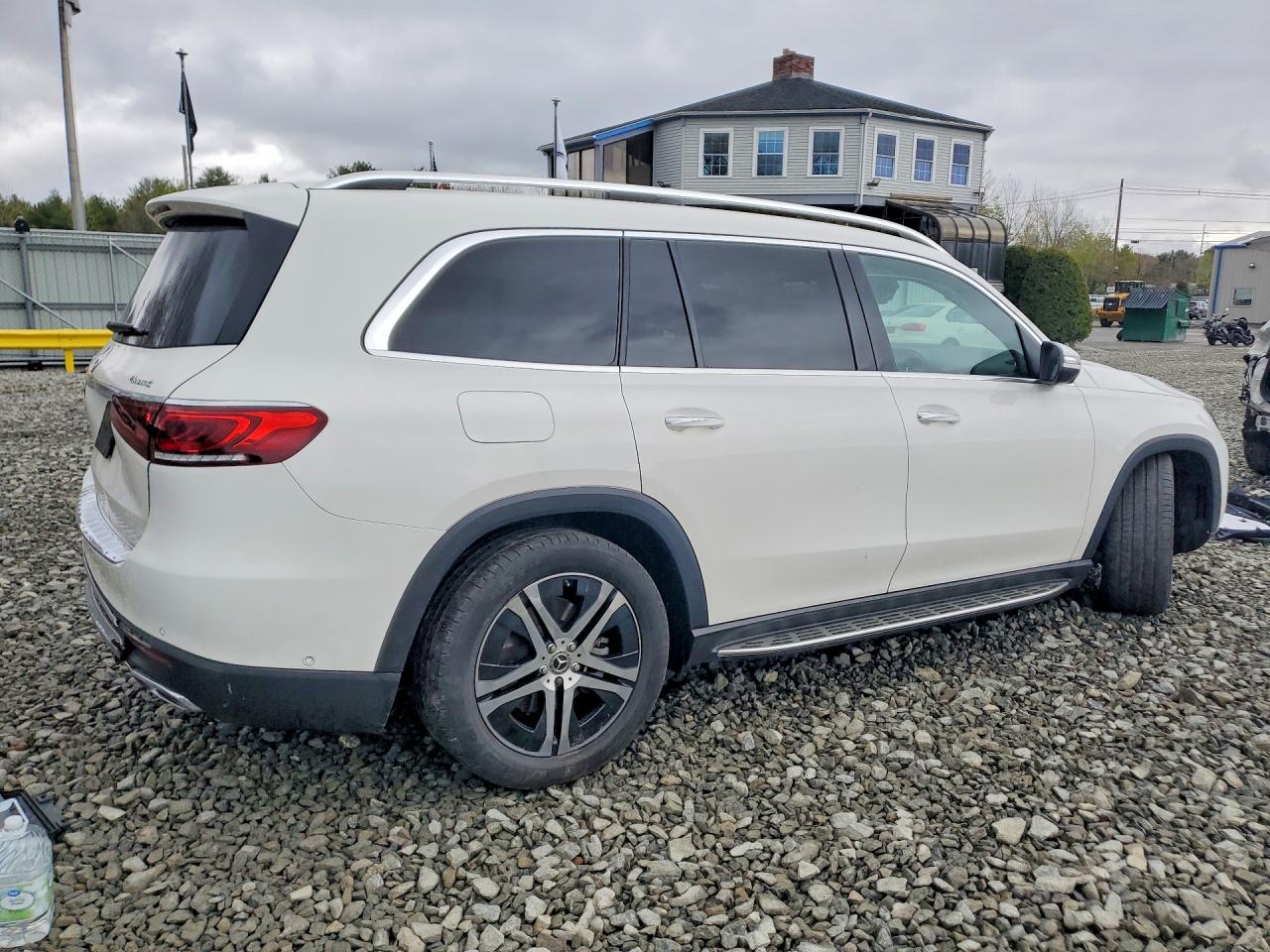 MERCEDES-BENZ GLS 2022 — 4