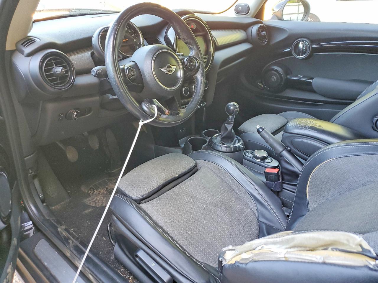 MINI COOPER 2016 — 9