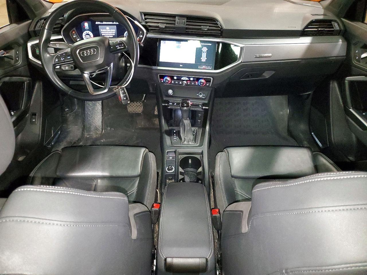 AUDI Q3 2019 — 9