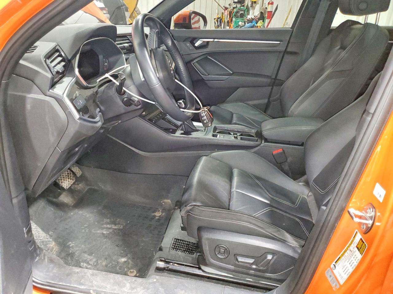 AUDI Q3 2019 — 8