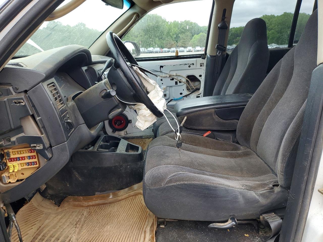 DODGE DAK 2001 — 8
