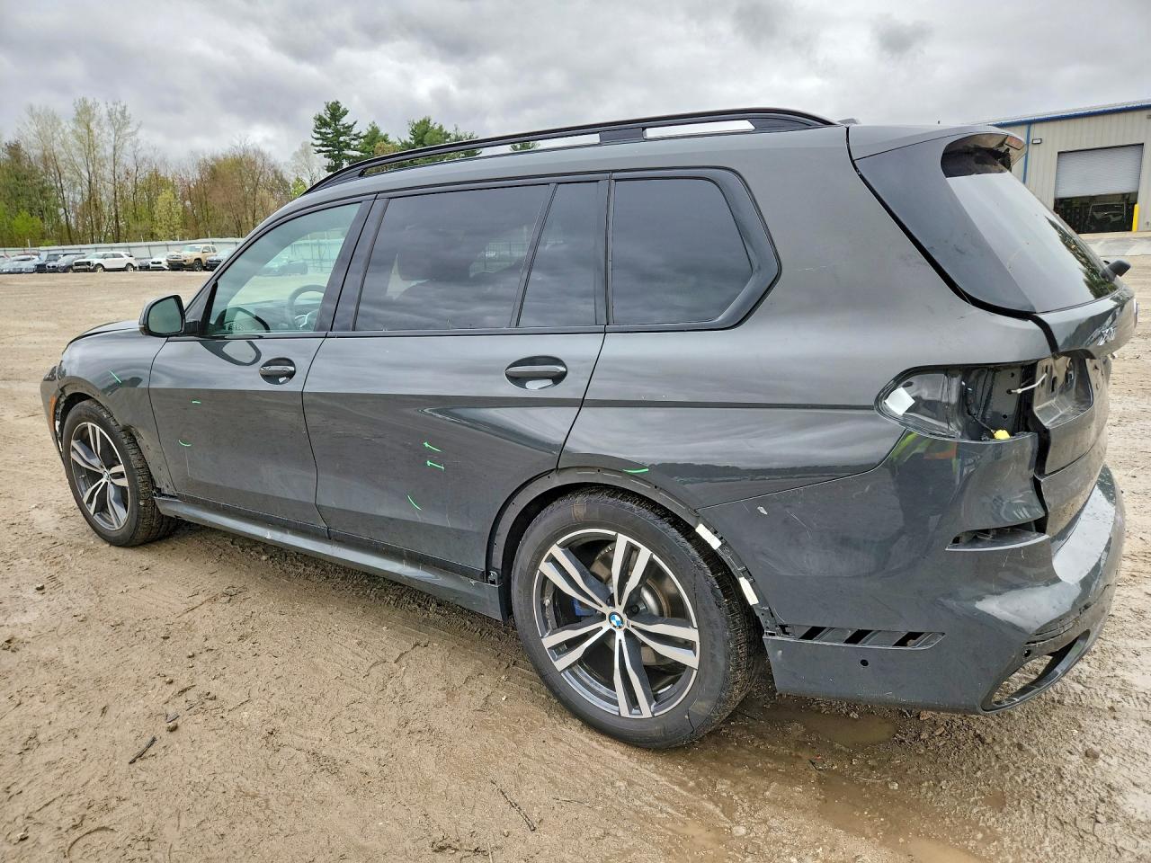 BMW X7 2026 — 3