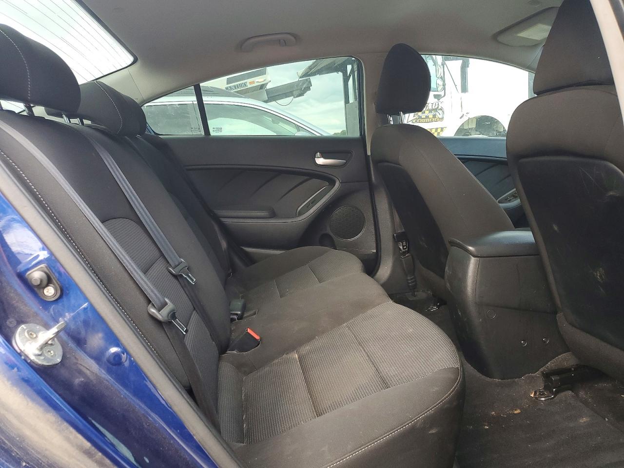 KIA FORTE 2018 — 11
