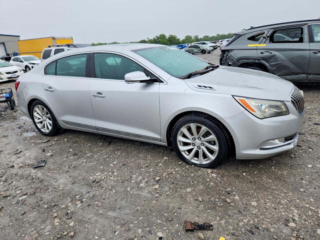 BUICK LACROSSE 2015 — 5