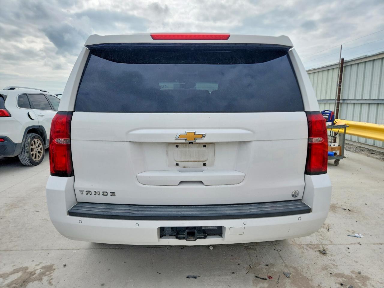 CHEVROLET TAHOE 2015 — 7
