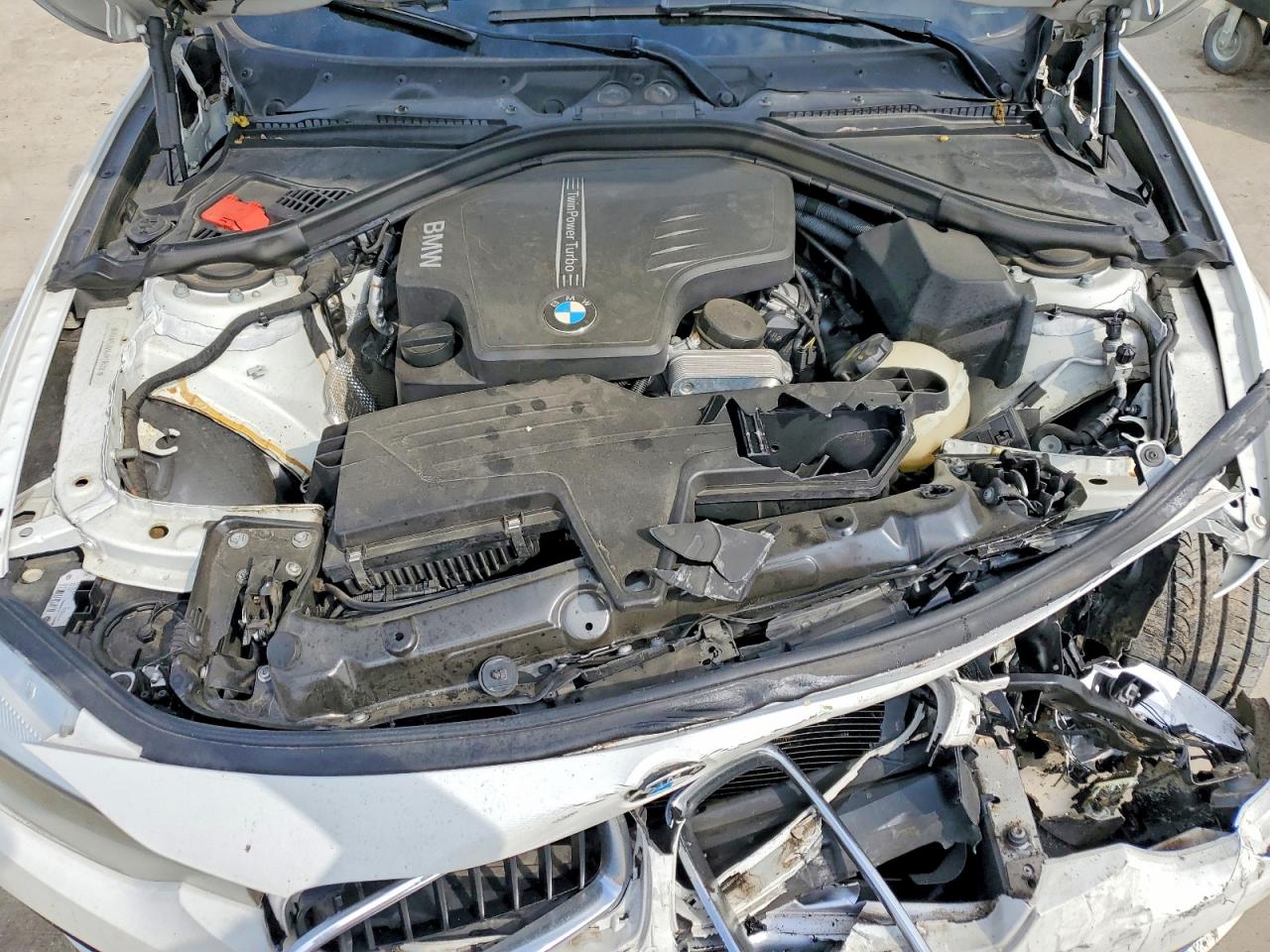 BMW 328 2016 — 12