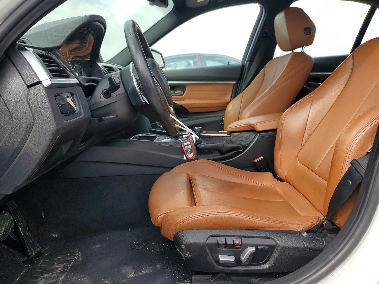BMW 328 2016 — 8