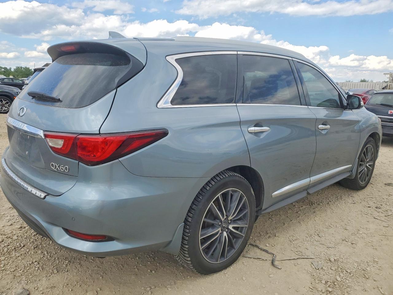 INFINITI QX60 2017 — 4