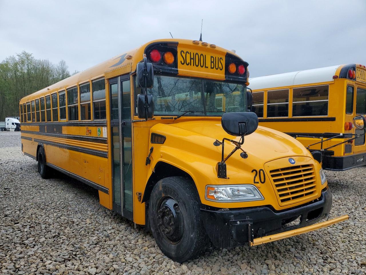 2013 BLUB SCHOOL BUS
