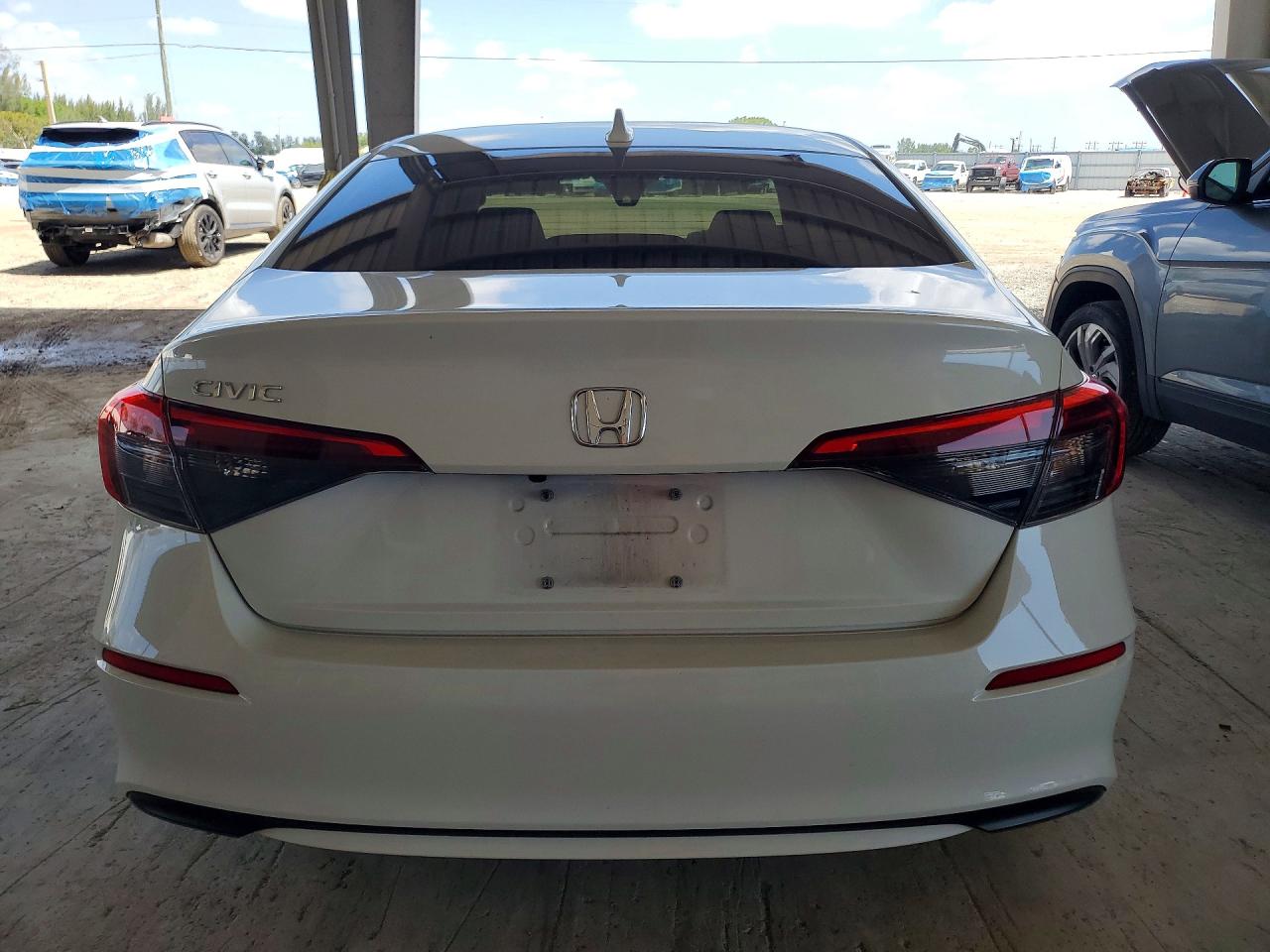 HONDA CIVIC 2024 — 7