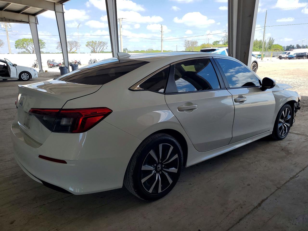 HONDA CIVIC 2024 — 4