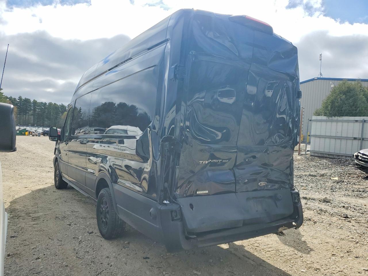 FORD TRANSIT 2022 — 3