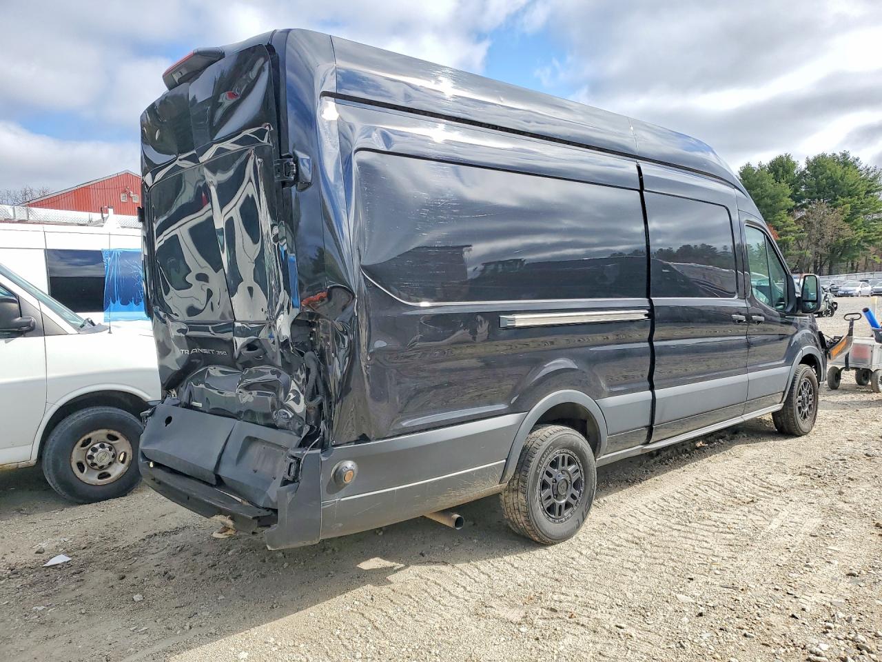 FORD TRANSIT 2022 — 4