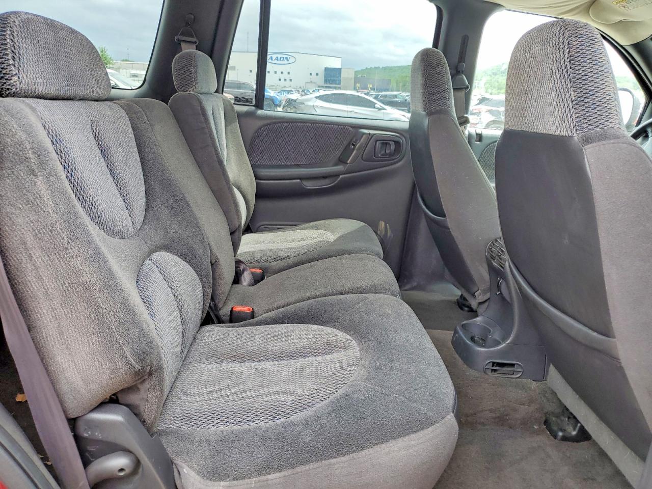 DODGE DURANGO 2000 — 12