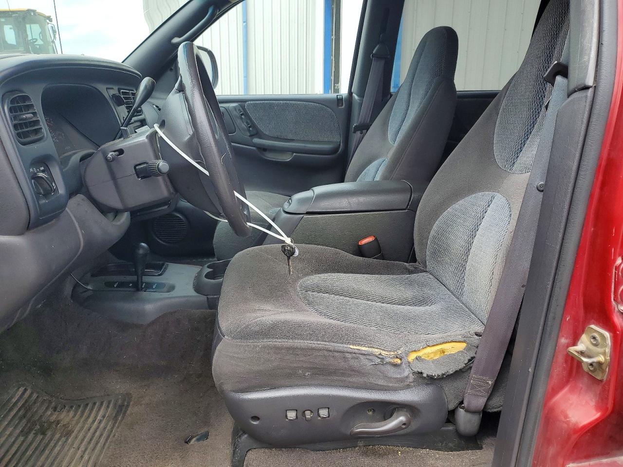 DODGE DURANGO 2000 — 8