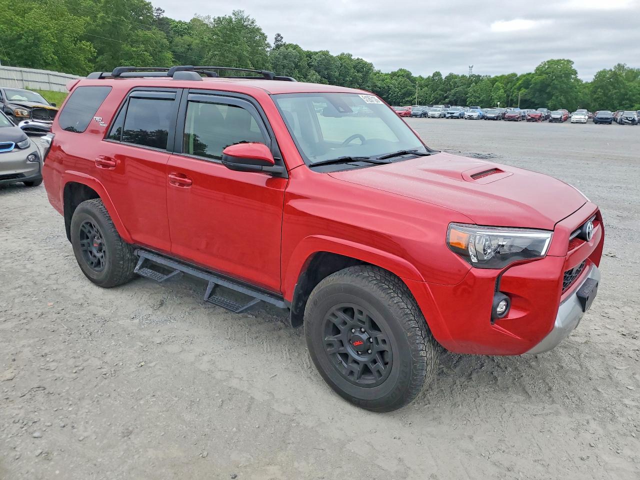 TOYOTA 4RUNNER 2024 — 5