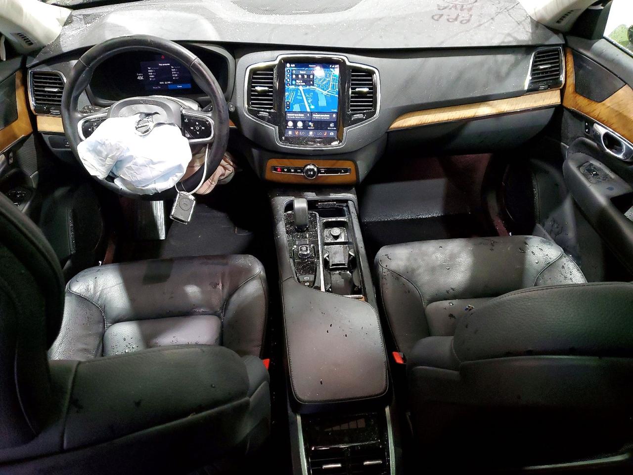 VOLVO XC90 2024 — 9