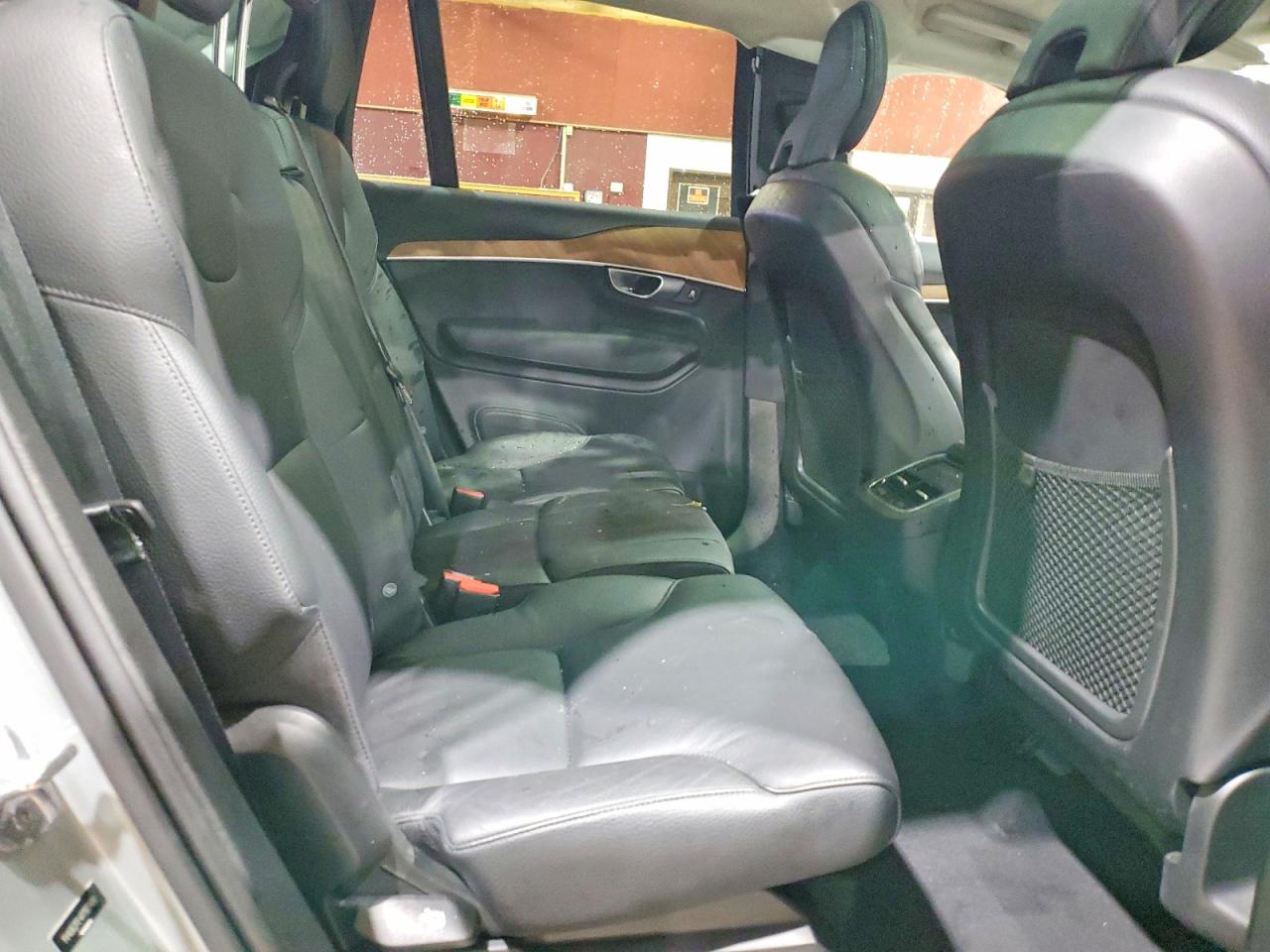 VOLVO XC90 2024 — 12