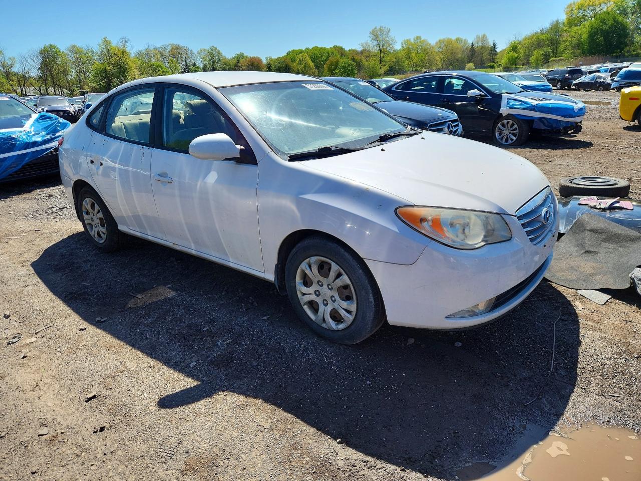HYUNDAI ELANTRA 2010 — 5