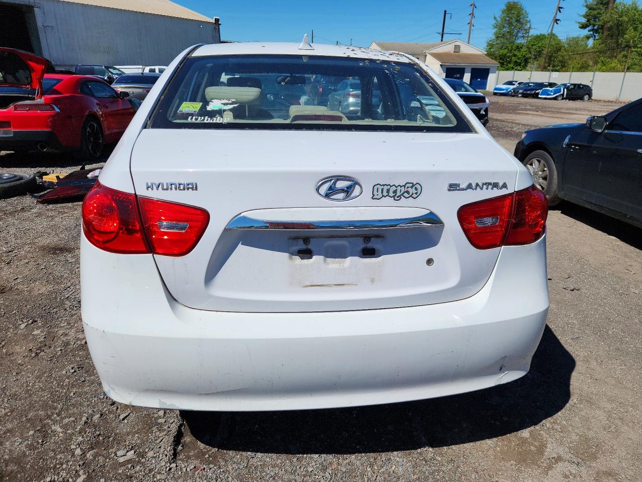 HYUNDAI ELANTRA 2010 — 7
