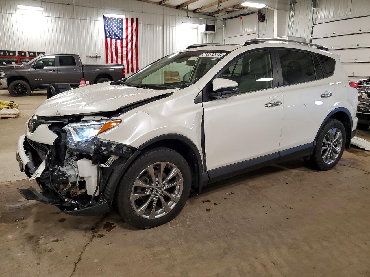 TOYOTA RAV4 2018 — 2