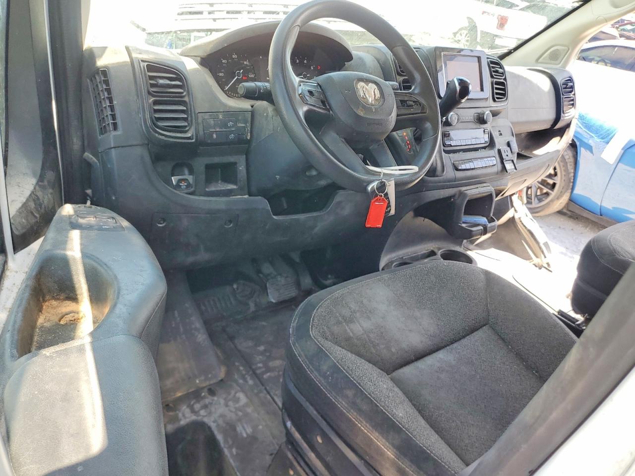 RAM PROMASTER 1500 2023 — 9