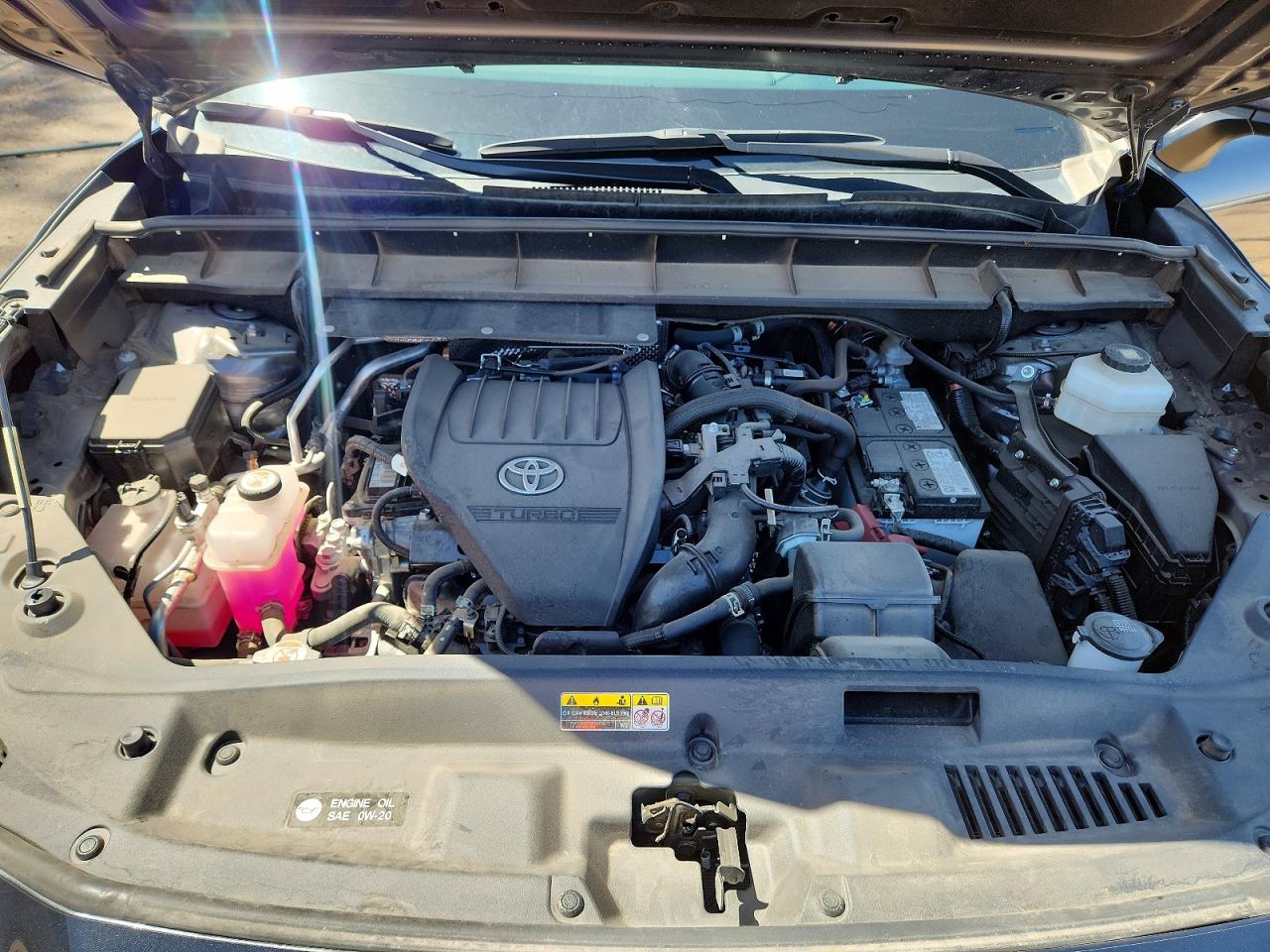 TOYOTA HIGHLANDER 2023 — 12