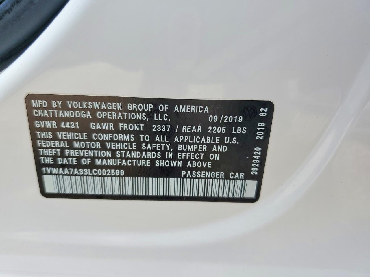 VOLKSWAGEN PASSAT 2020 — 13