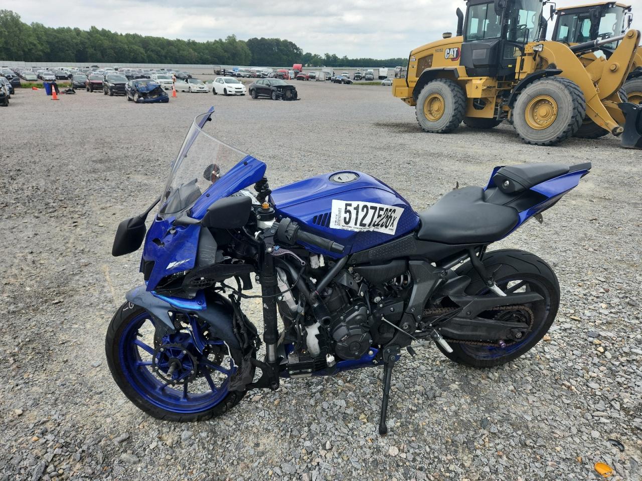 YAMAHA YZFR7 2023 — 4