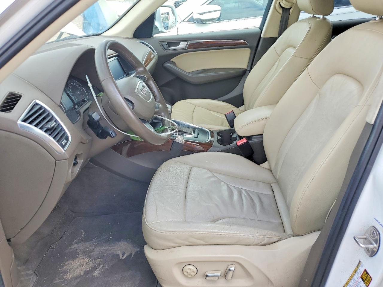 AUDI Q5 2015 — 8
