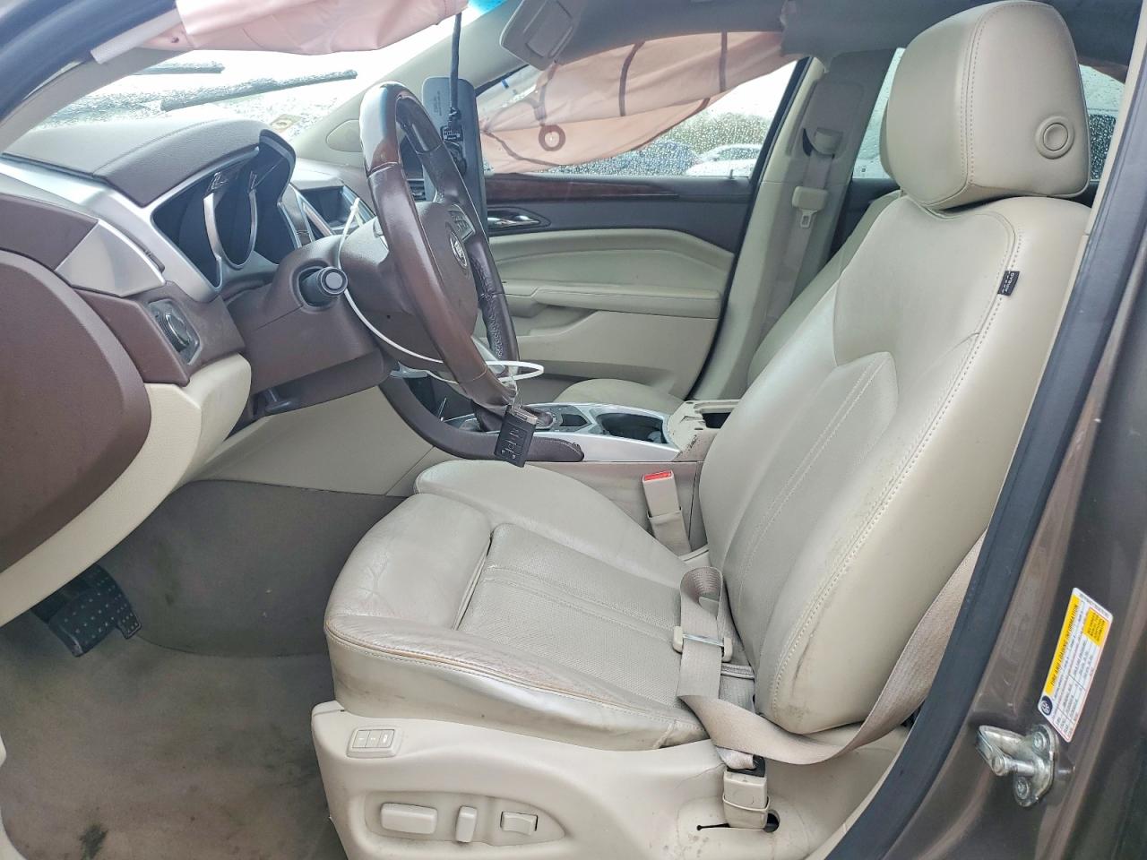 CADILLAC SRX 2011 — 8